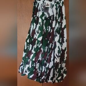 Advance Apparels Green Black Pleated Midi Skirt